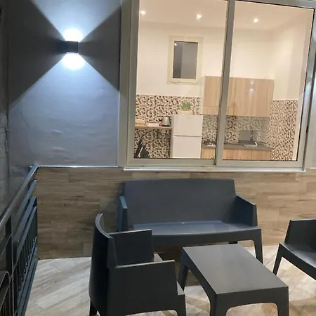 Goldenhouse Naples