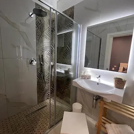 招待所 Goldenhouse 那不勒斯