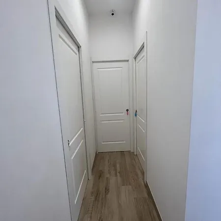 Goldenhouse 3*