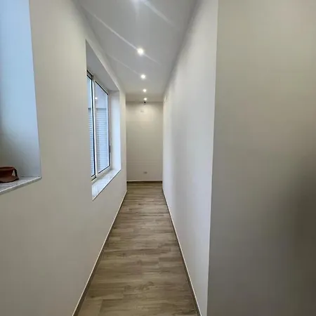 Pensión Goldenhouse 3*