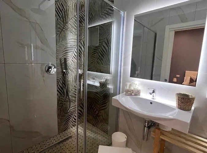 Πανσιόν Goldenhouse Νάπολη